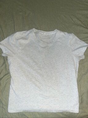 Garage Classic Women's Crewneck Fitted Tee - Light Heather Gray